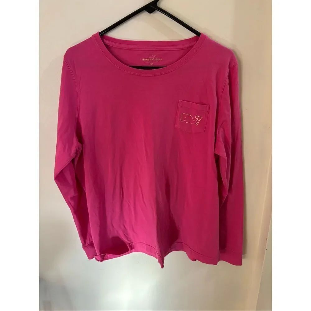 VineyardāVinesāShirt